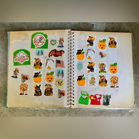 c. 1981 Vtg Spiral Bound Sticker Collection Album - Picture 7 of 16